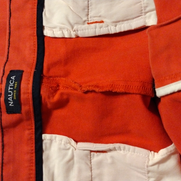 New mens Nautica shorts. Size 40 waist. Sailor red - Picture 9 of 11